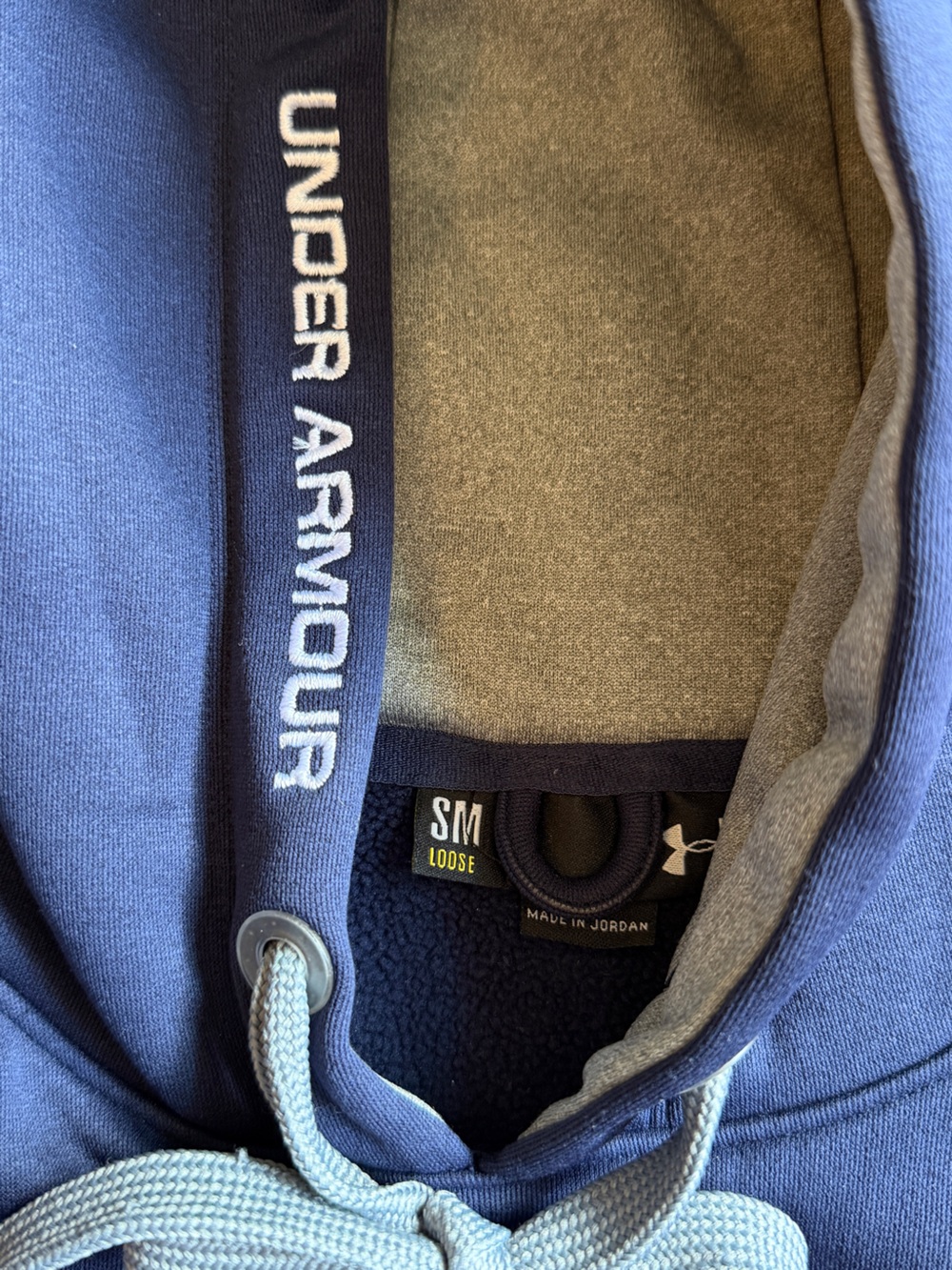 Pair of Under Armour Hoodies - Picture 2 of 3